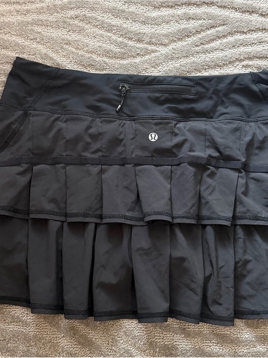 lululemon athletica Pants - lululemon athletica Black Tiered Pleated Skort